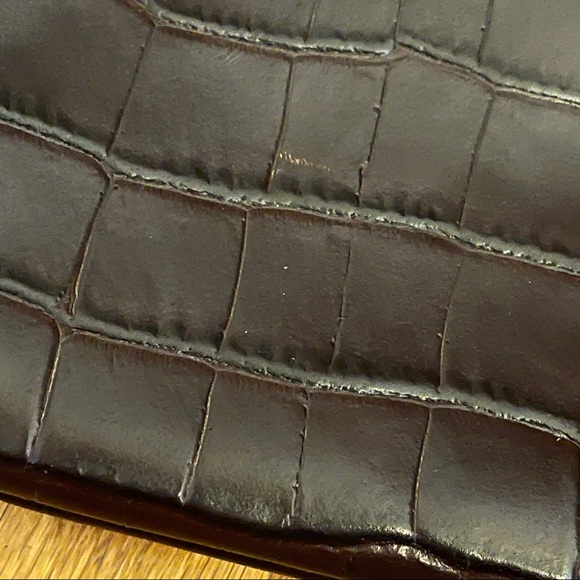 Brown Genuine Leather Croc Emboss Design Hand Held Clutch Chic Classic - Picture 15 of 15